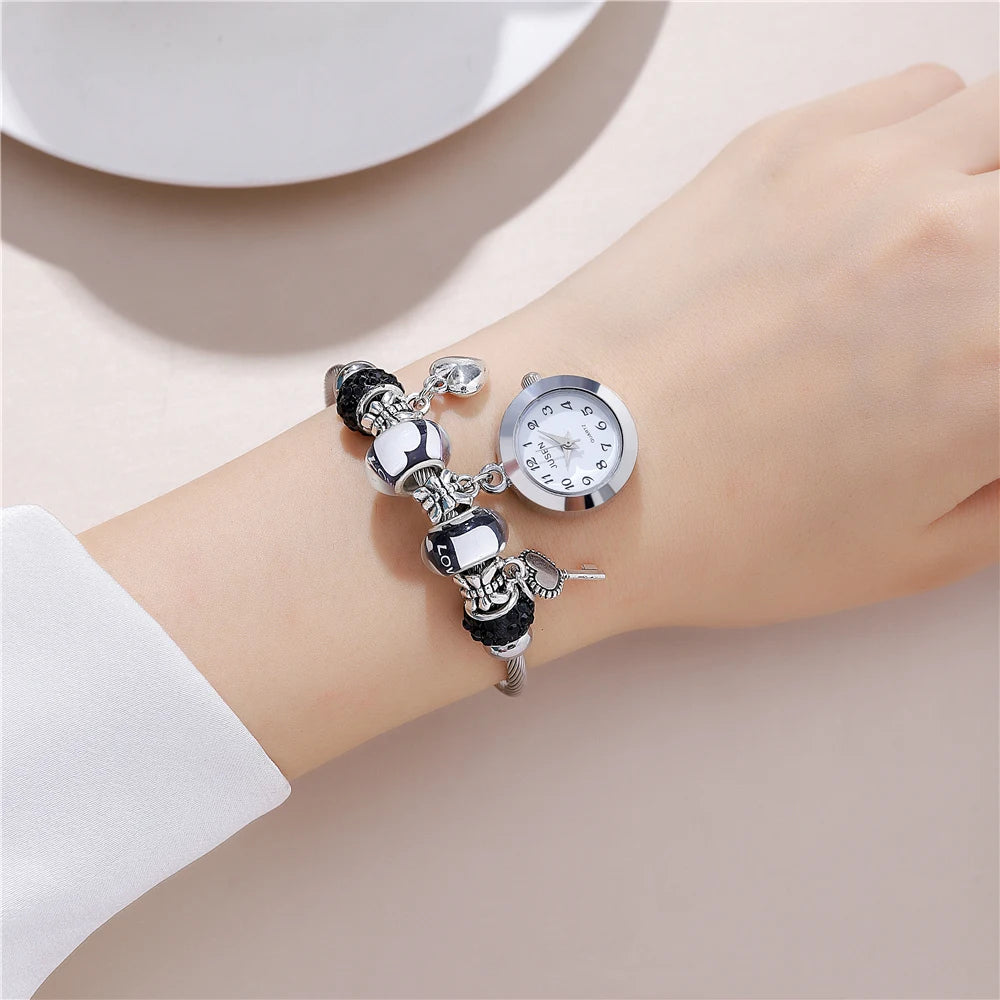Fashion Love Pendant Women's bracelet Watch