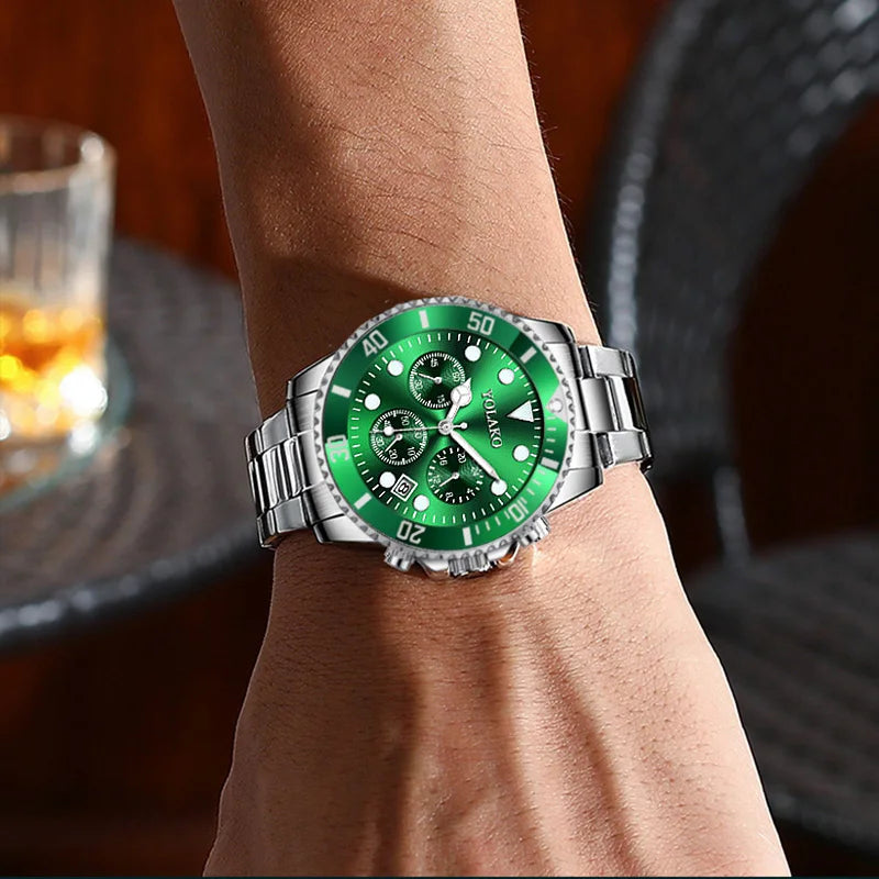 Men’s Silver Stainless Steel Quartz Watch