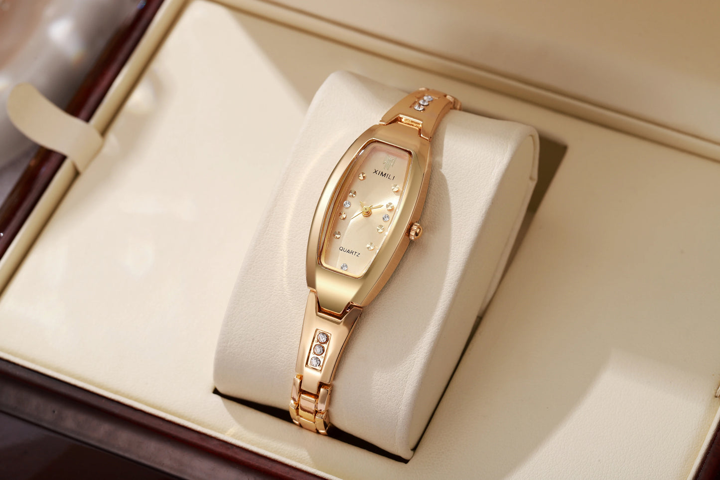 Luxury Women’s Diamond Quartz Watch with Stainless Steel Strap & Bracelet