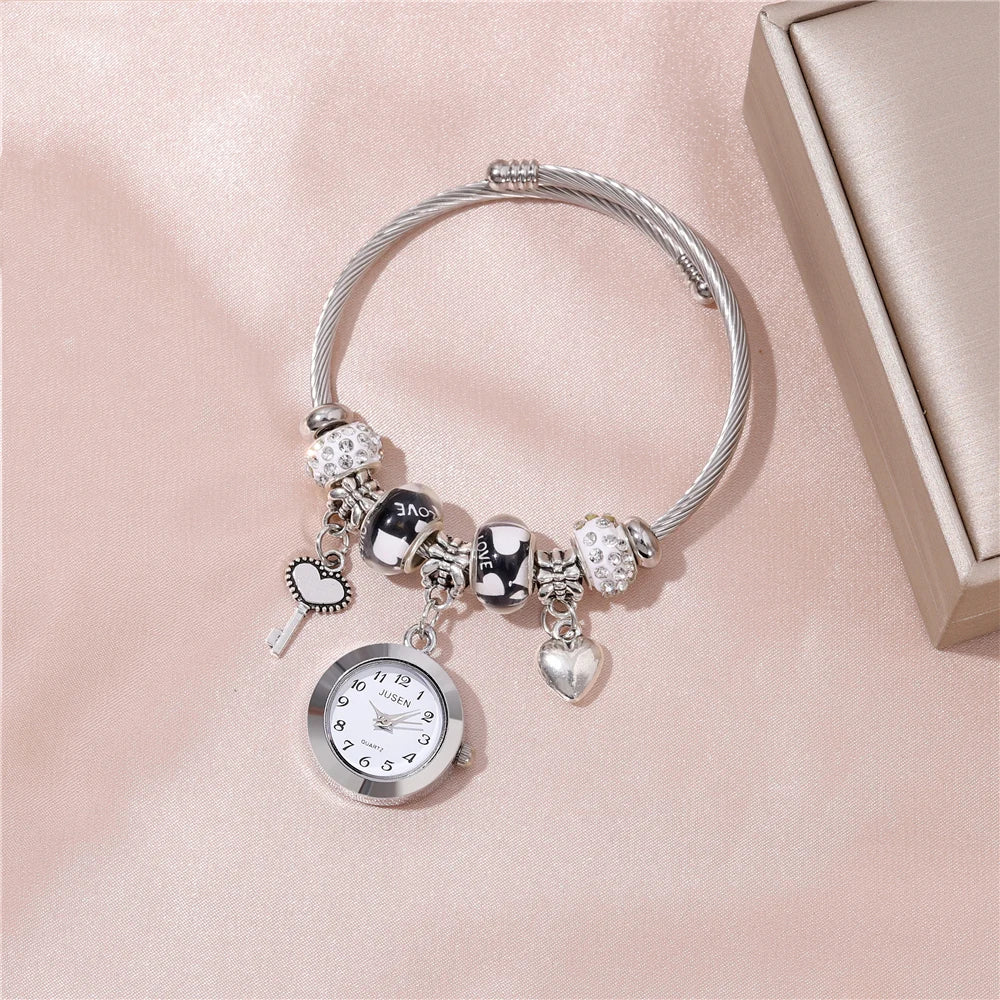 Fashion Love Pendant Women's bracelet Watch