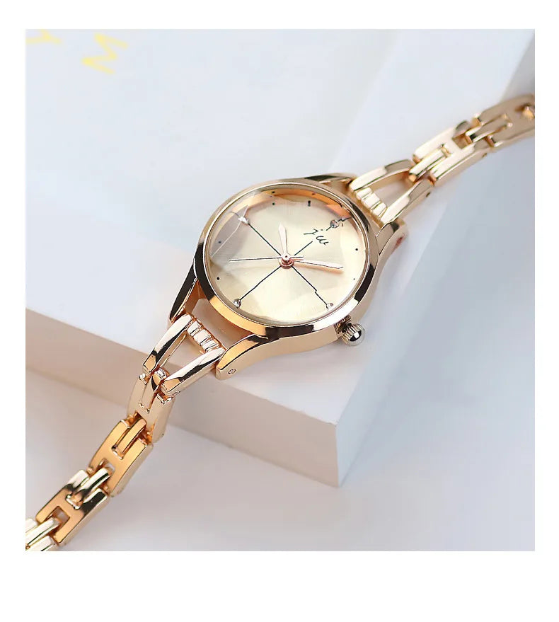 Luxury Women’s Rose Gold Quartz Watch with Rhinestones