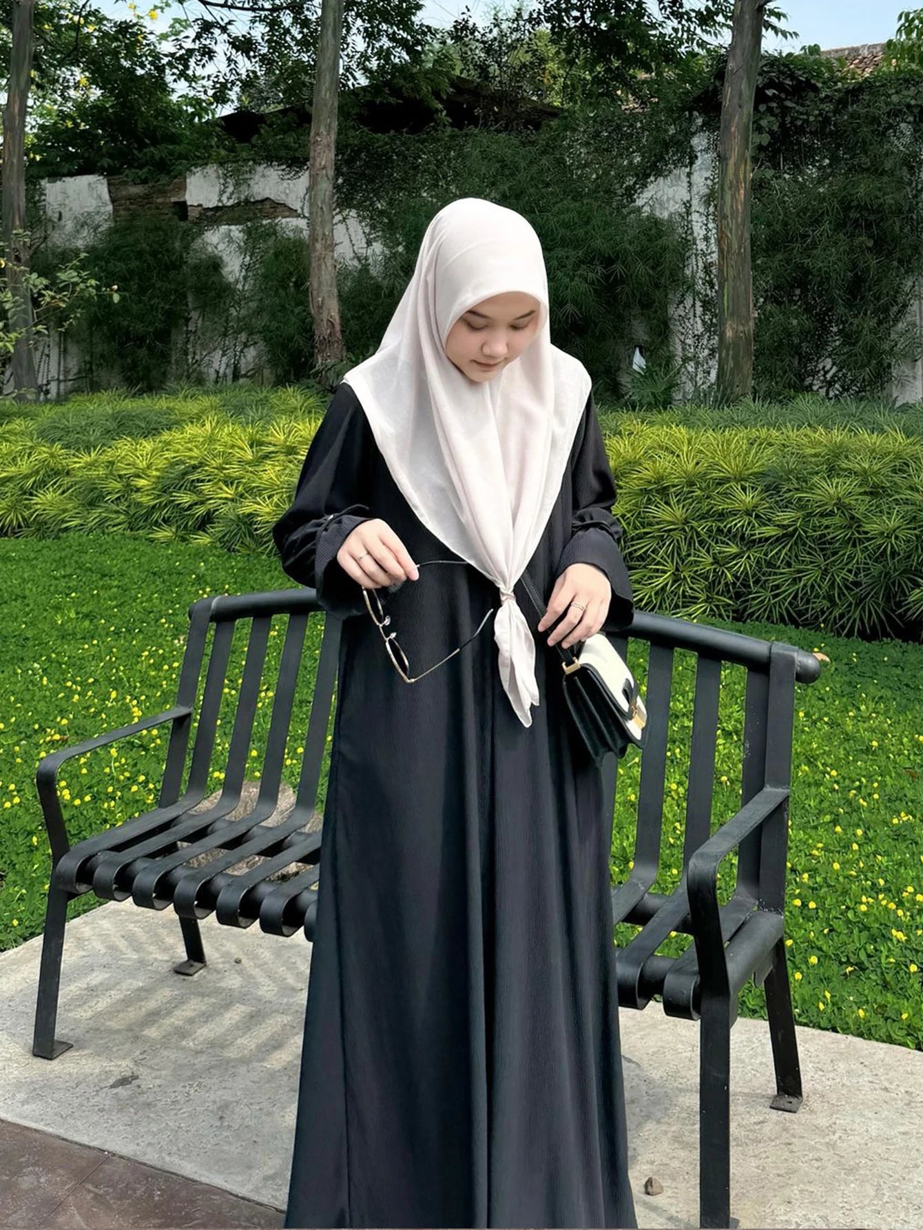 Women's Black Ruffled Long Sleeve Abaya Dress