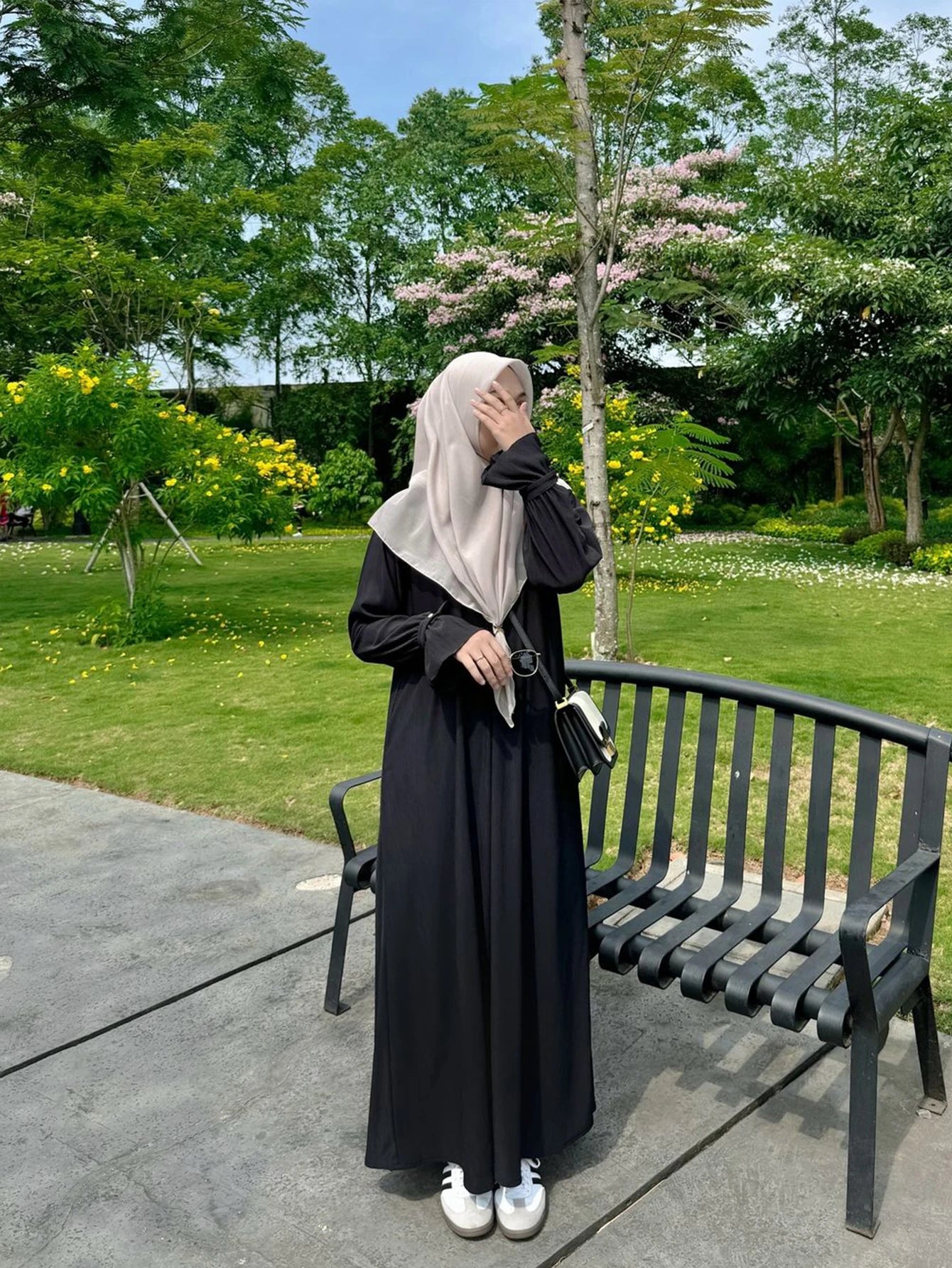 Women's Black Ruffled Long Sleeve Abaya Dress