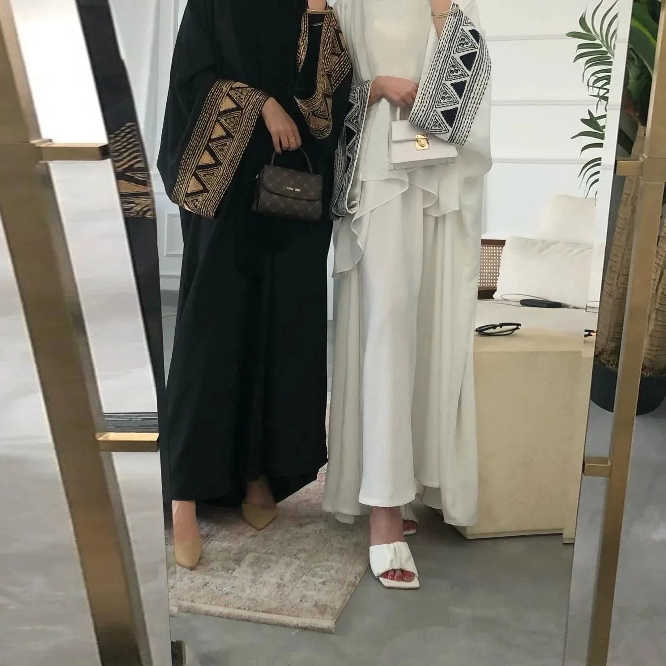 Elegant Embroidered Arabic Abaya Coat