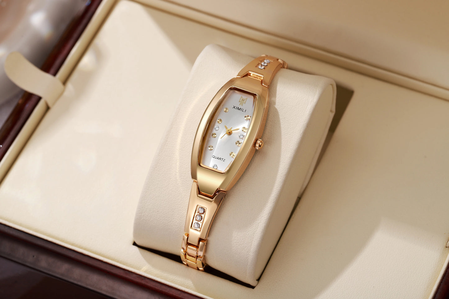 Luxury Women’s Diamond Quartz Watch with Stainless Steel Strap & Bracelet