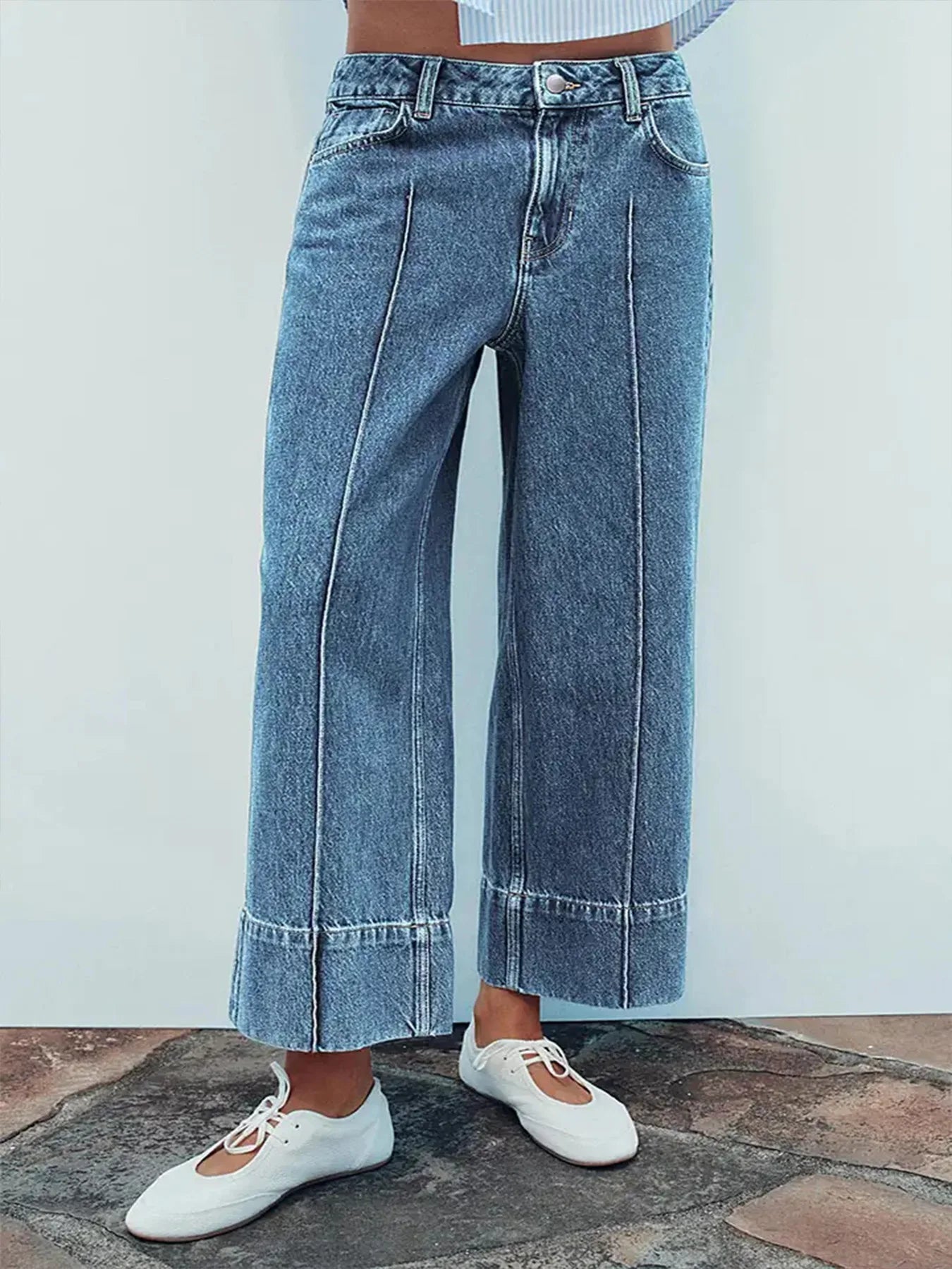 Wide-Leg Jeans