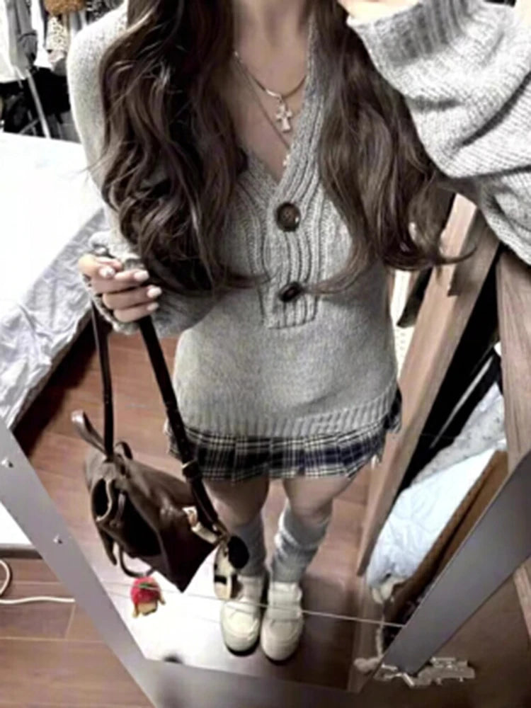 Slim Gray Knit Pullover