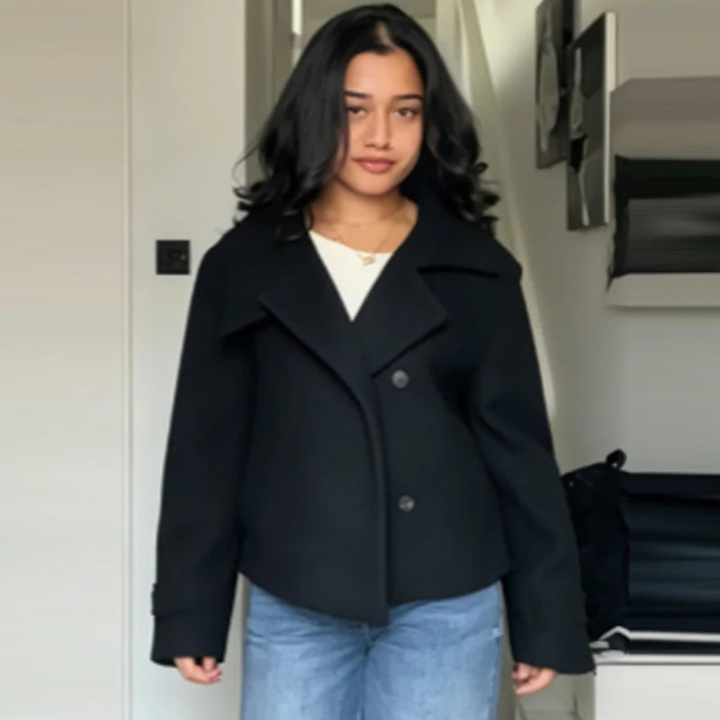 Women’s Tweed Cropped Button Jacket