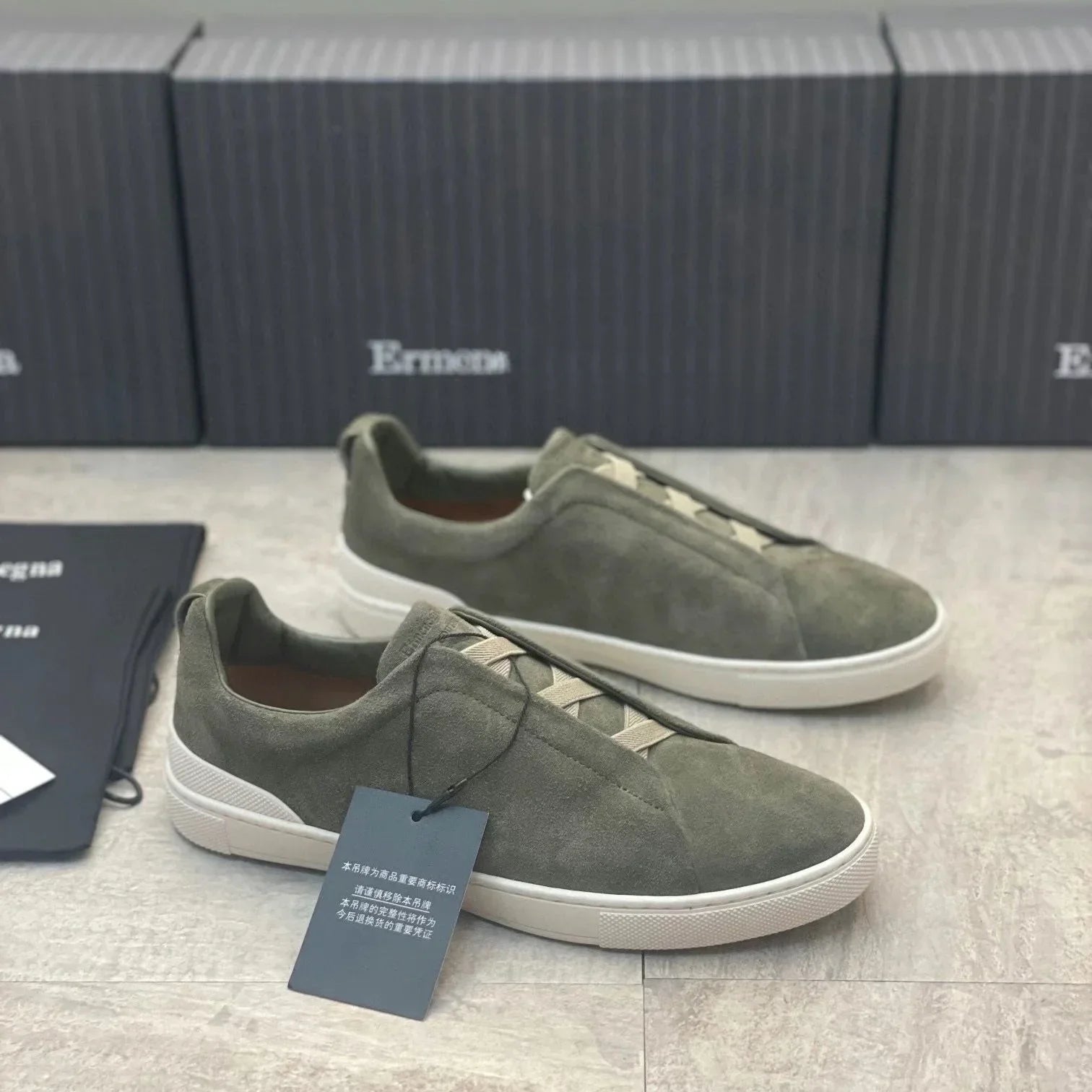 Men’s Leather Sneakers