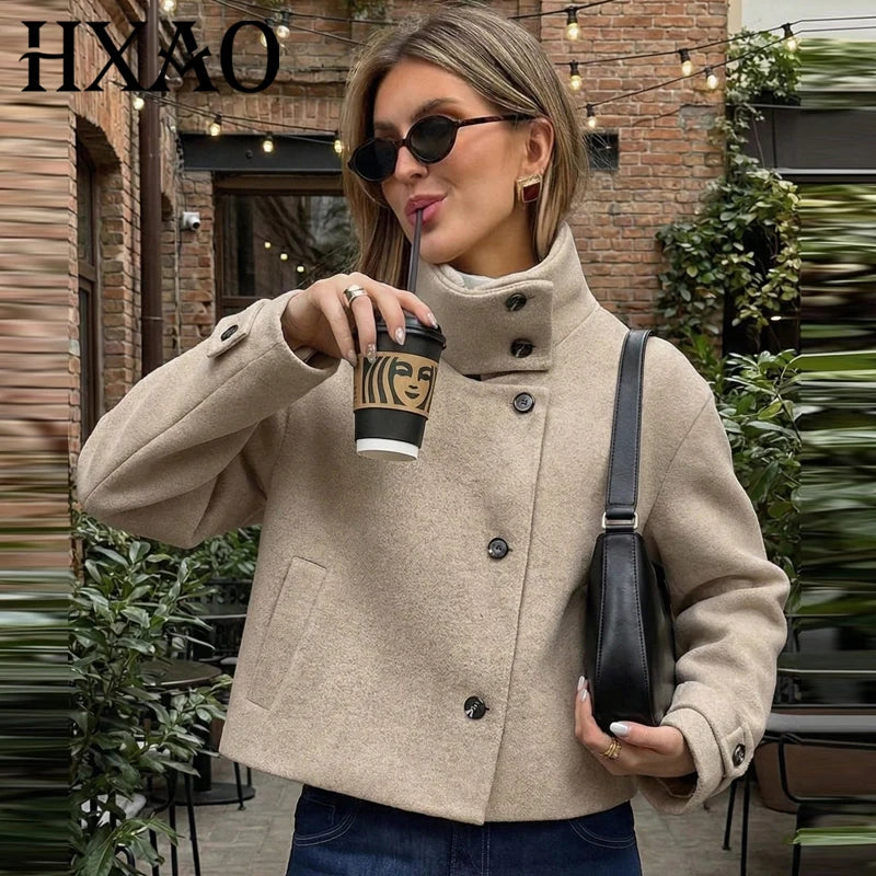 Women’s Tweed Cropped Button Jacket