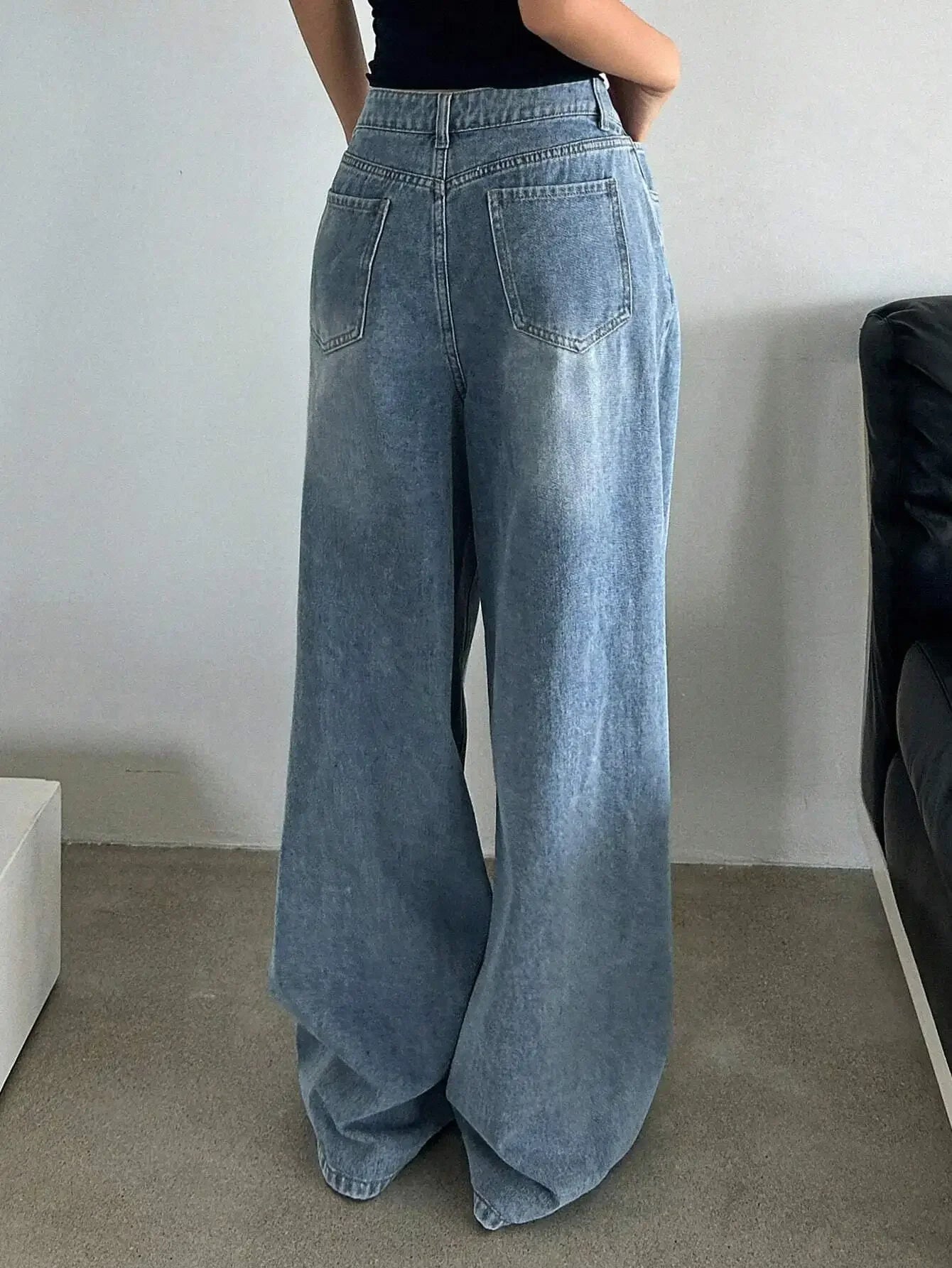 Wide Leg Baggy High Waist Light Wash Jeans
