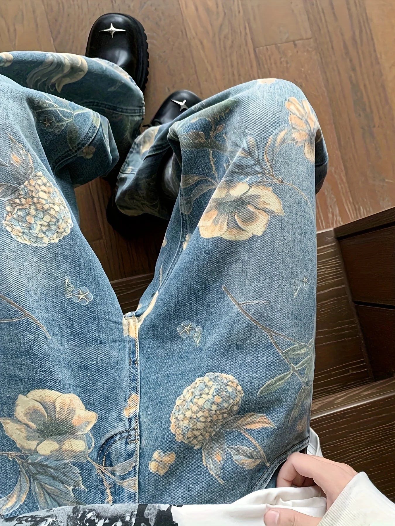 Floral High-Waist Jeans