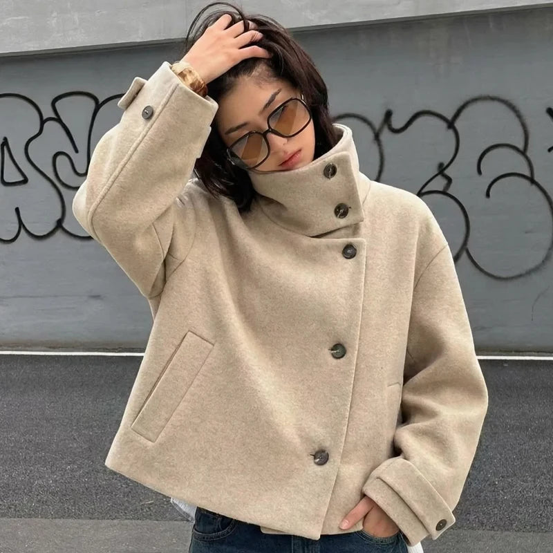 Women’s Tweed Cropped Button Jacket