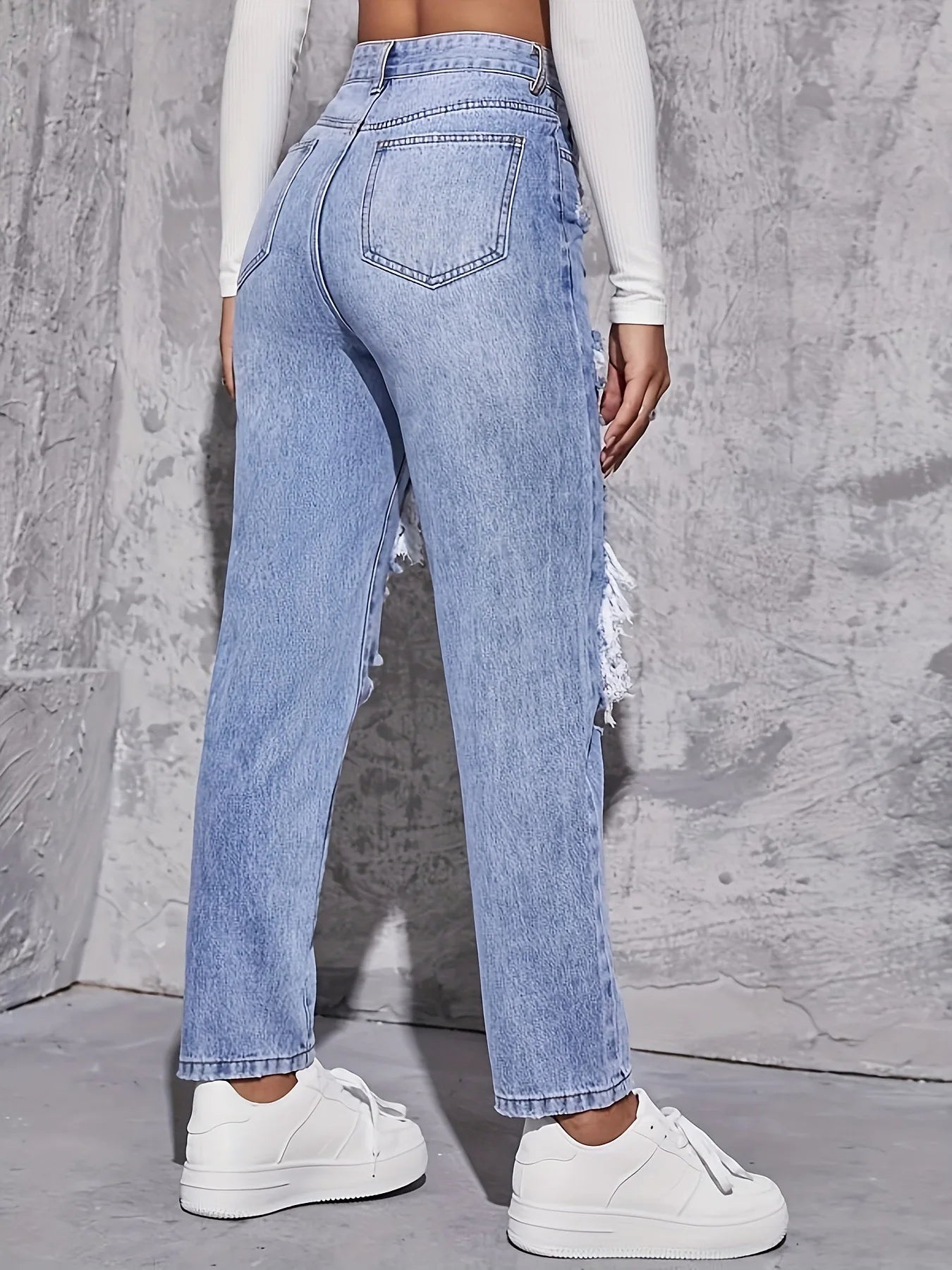 Women's Straight Jeans