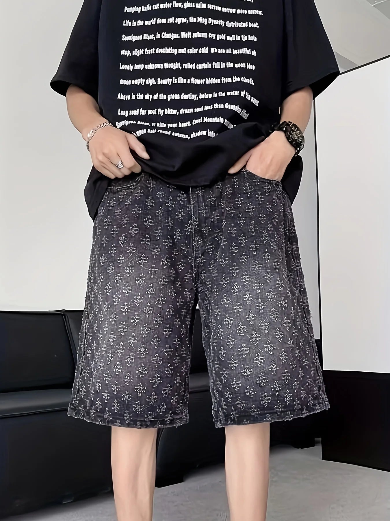 Men’s Ripped Denim Shorts