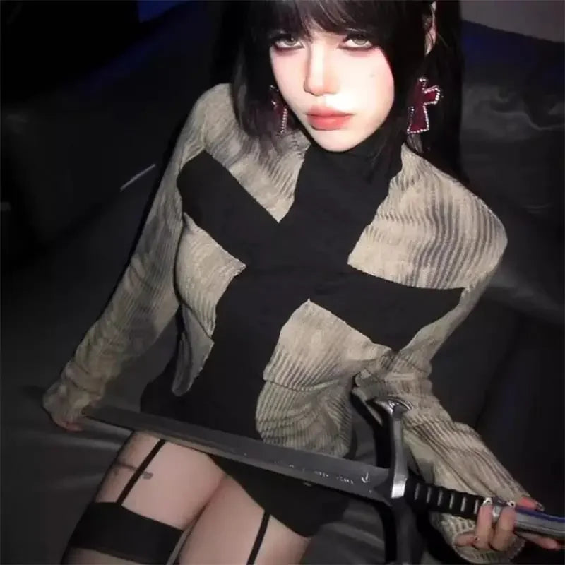 Y2K Ribbed Cross Top