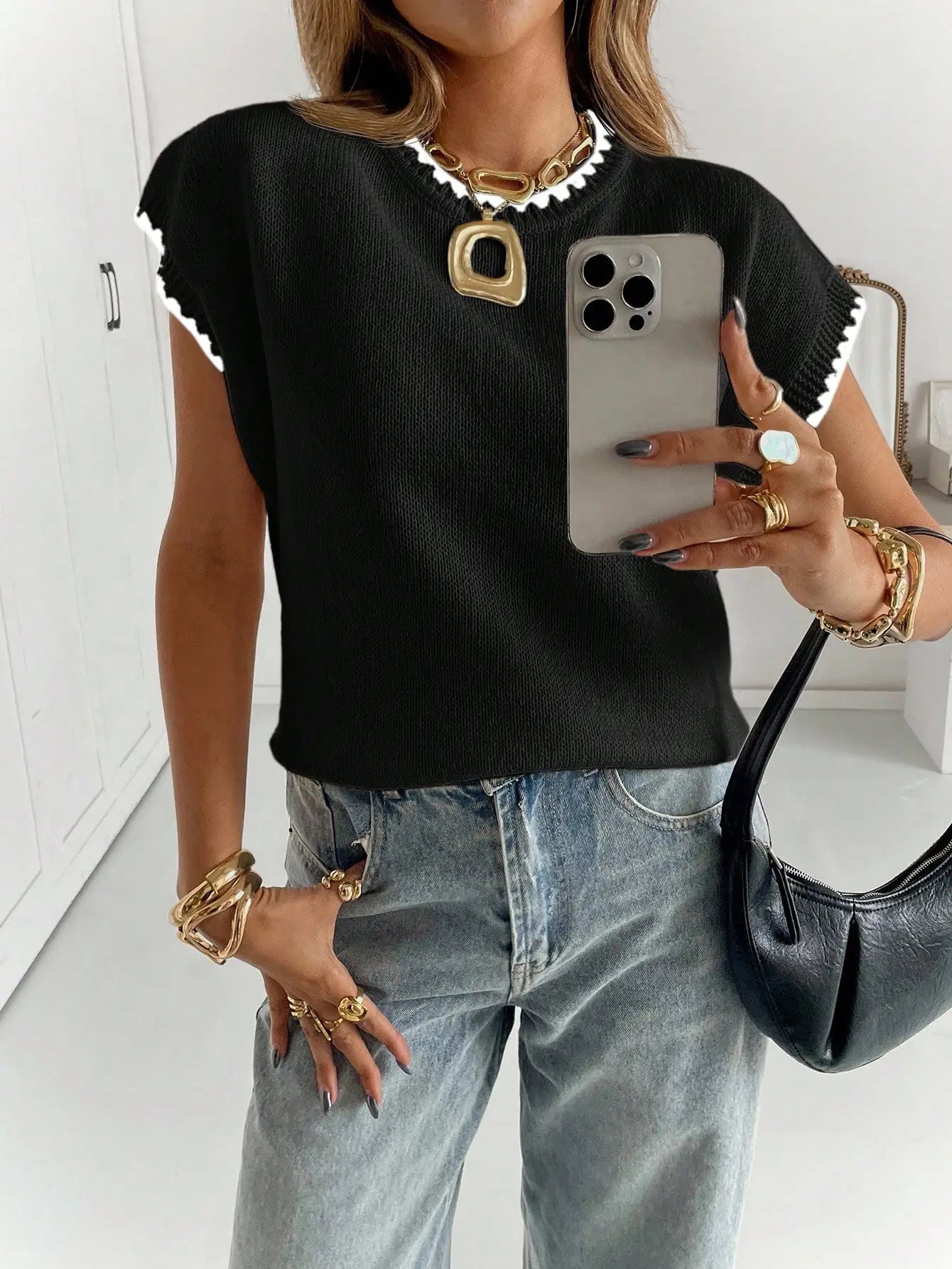 Women's Contrast Trim Knitted Top