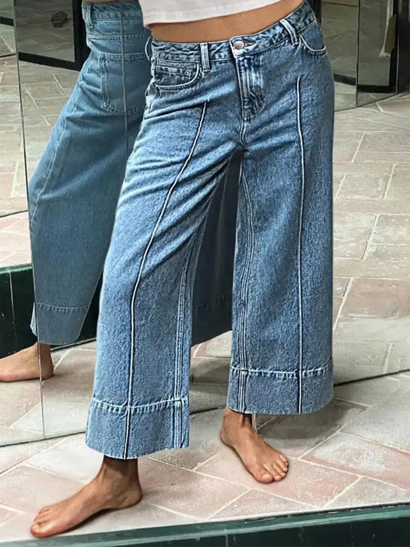 Wide-Leg Jeans