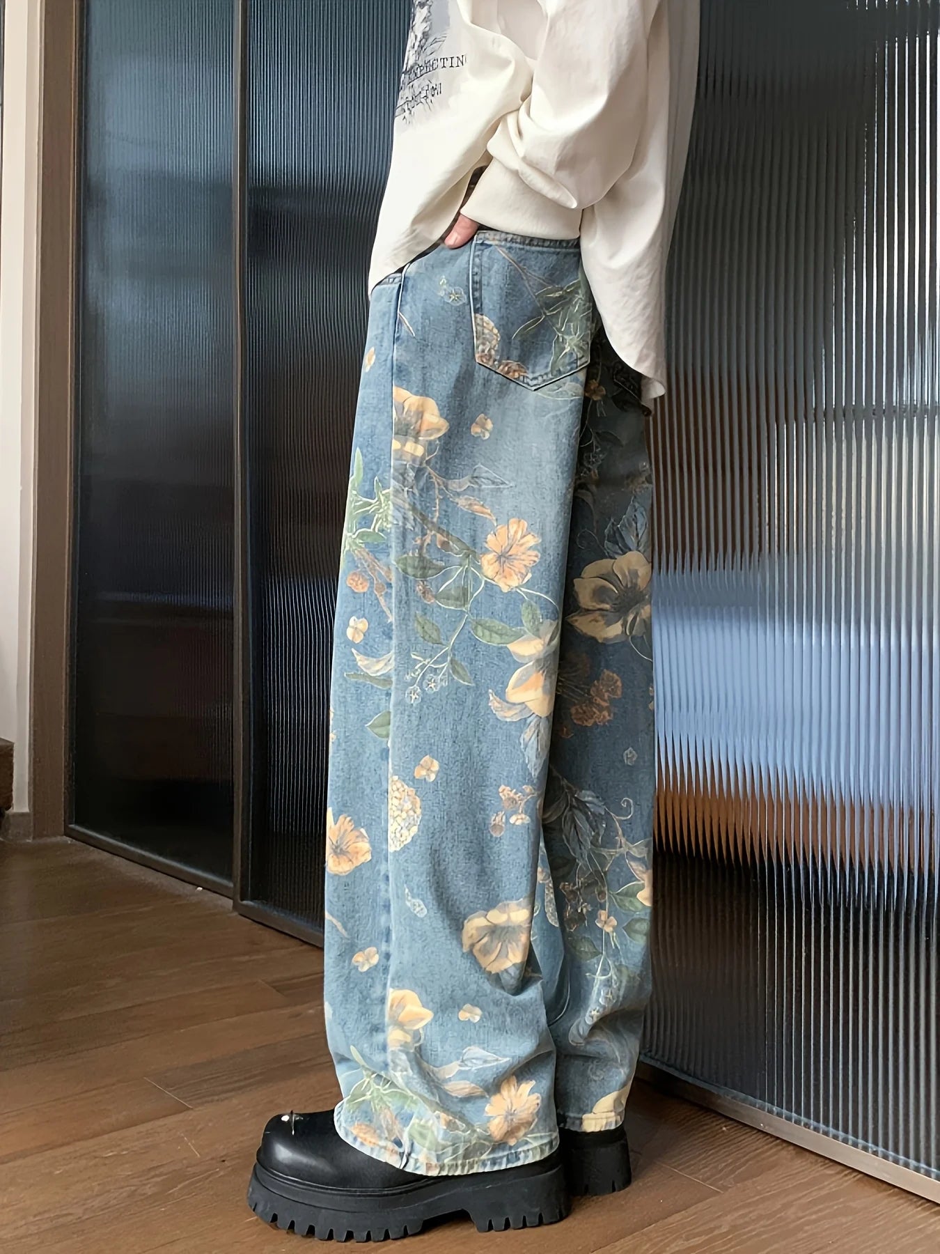 Floral High-Waist Jeans