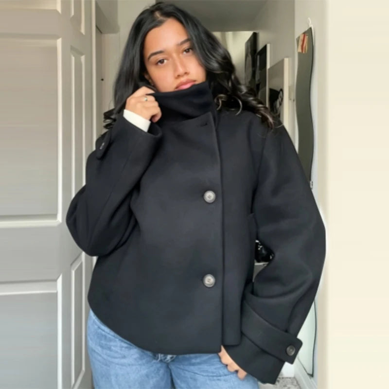 Women’s Tweed Cropped Button Jacket