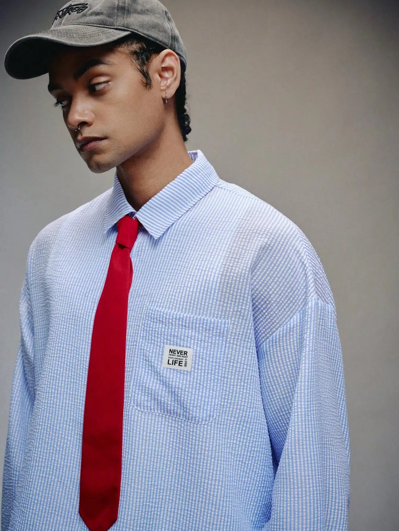 Men 90s Retro Striped Shirt with Tie